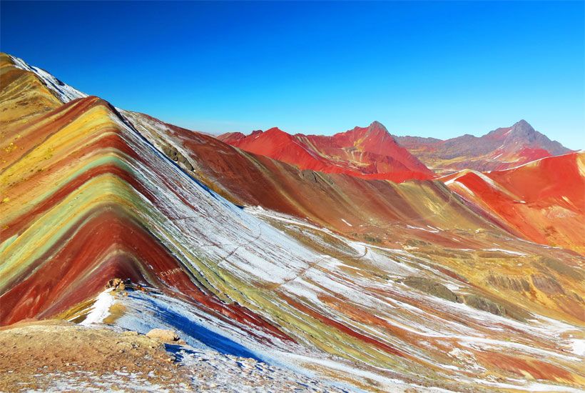 Vinicunca – Are You Ready For the Most Psychedelic Trek of Your Life?