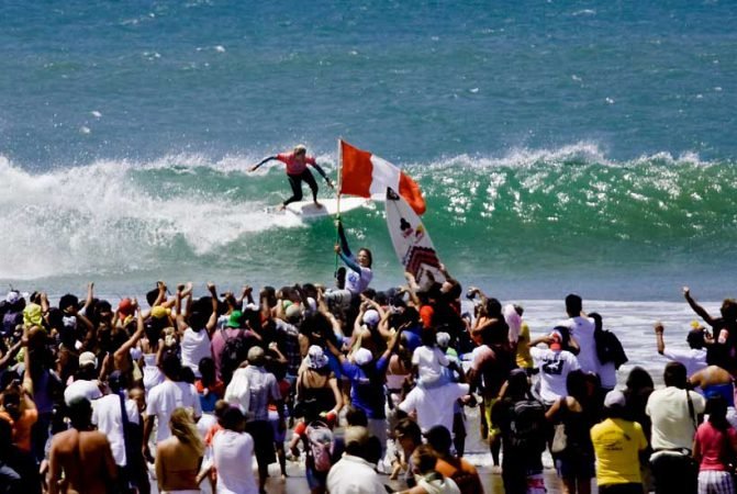 Peru-Surf-Classes