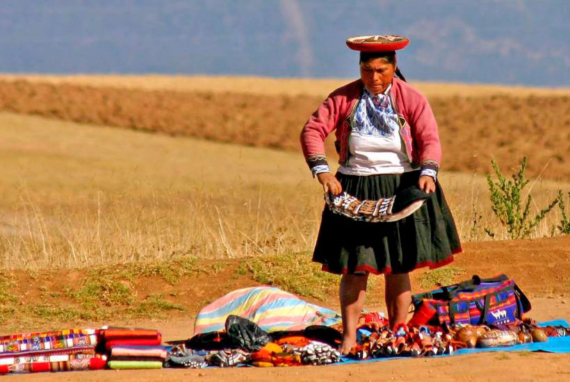 sacred-valley-travel-local-woman